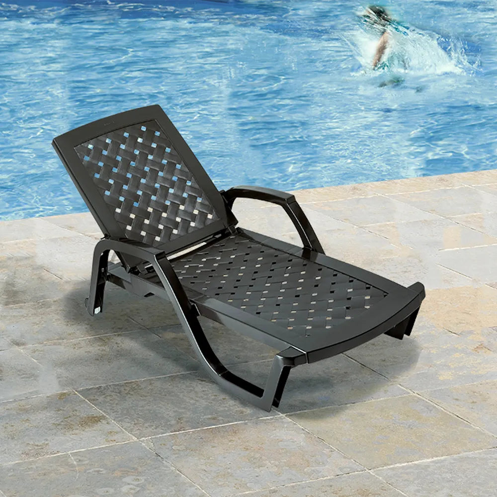 Combo Playero (2 Camas Asoleadoras + 2 Sillas Playeras + 1 Mesa de Centro) - Rimax