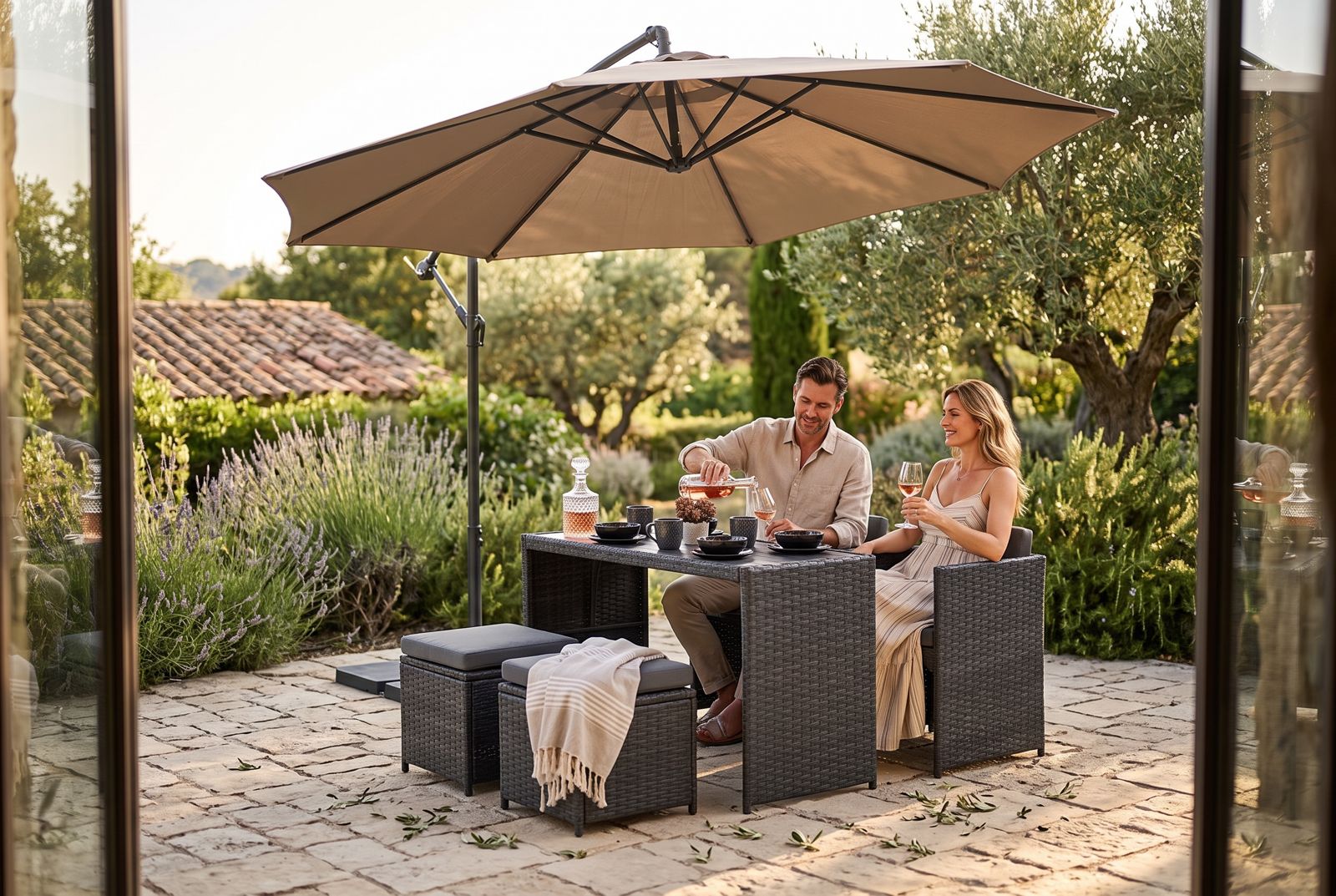 Combo de Terraza - Parasol Lateral con Comedor - Vajilla de Obsequio!