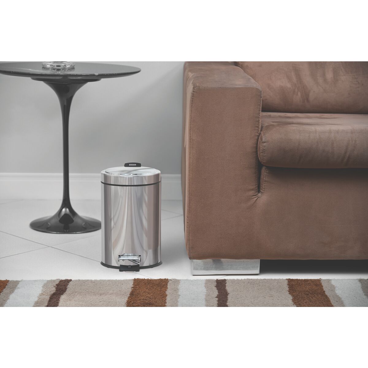 Basurero de acero inoxidable con Pedal Brasil 3 L Tramontina con acabado pulido y cubo plastico interno - Muebles Dummi