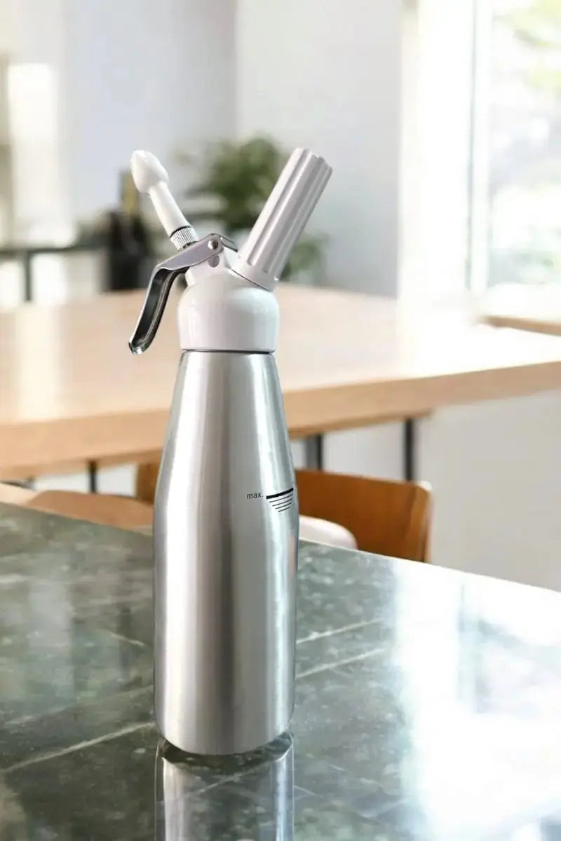 Chantillera Dispensador Espumas - Crema Chantilly De 1 Litro - Muebles Dummi
