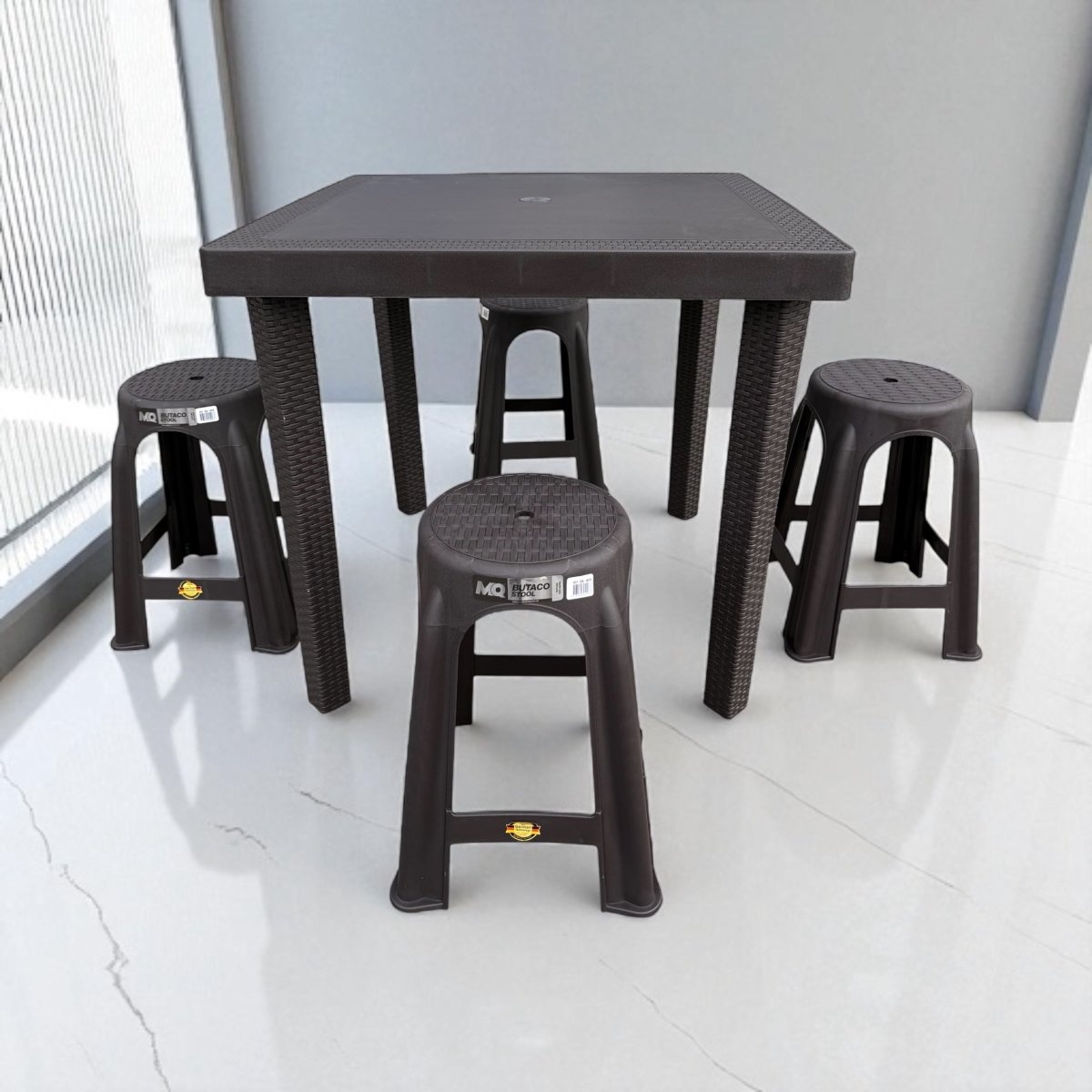 Juego de Comedor Con Butaco Infinity - Muebles Dummi