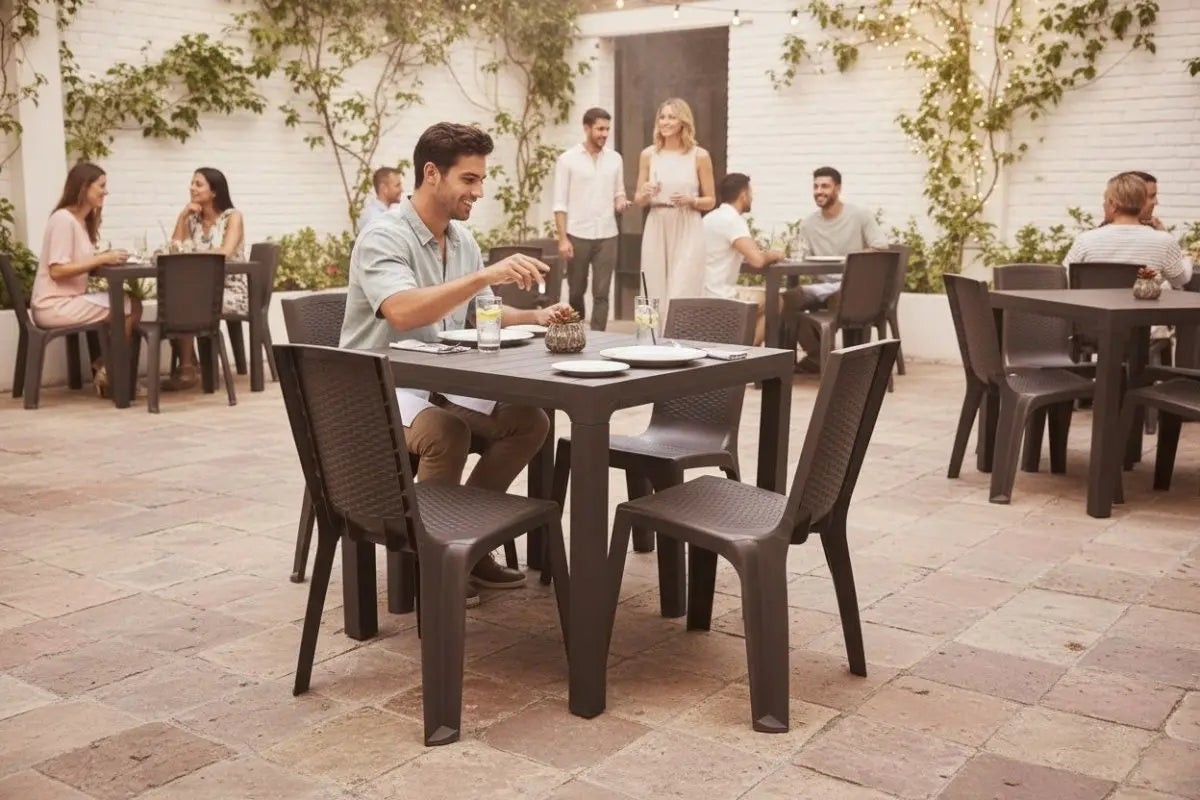 Juego De Comedor Plastico Montana Con Sillas Rattan - Muebles Dummi
