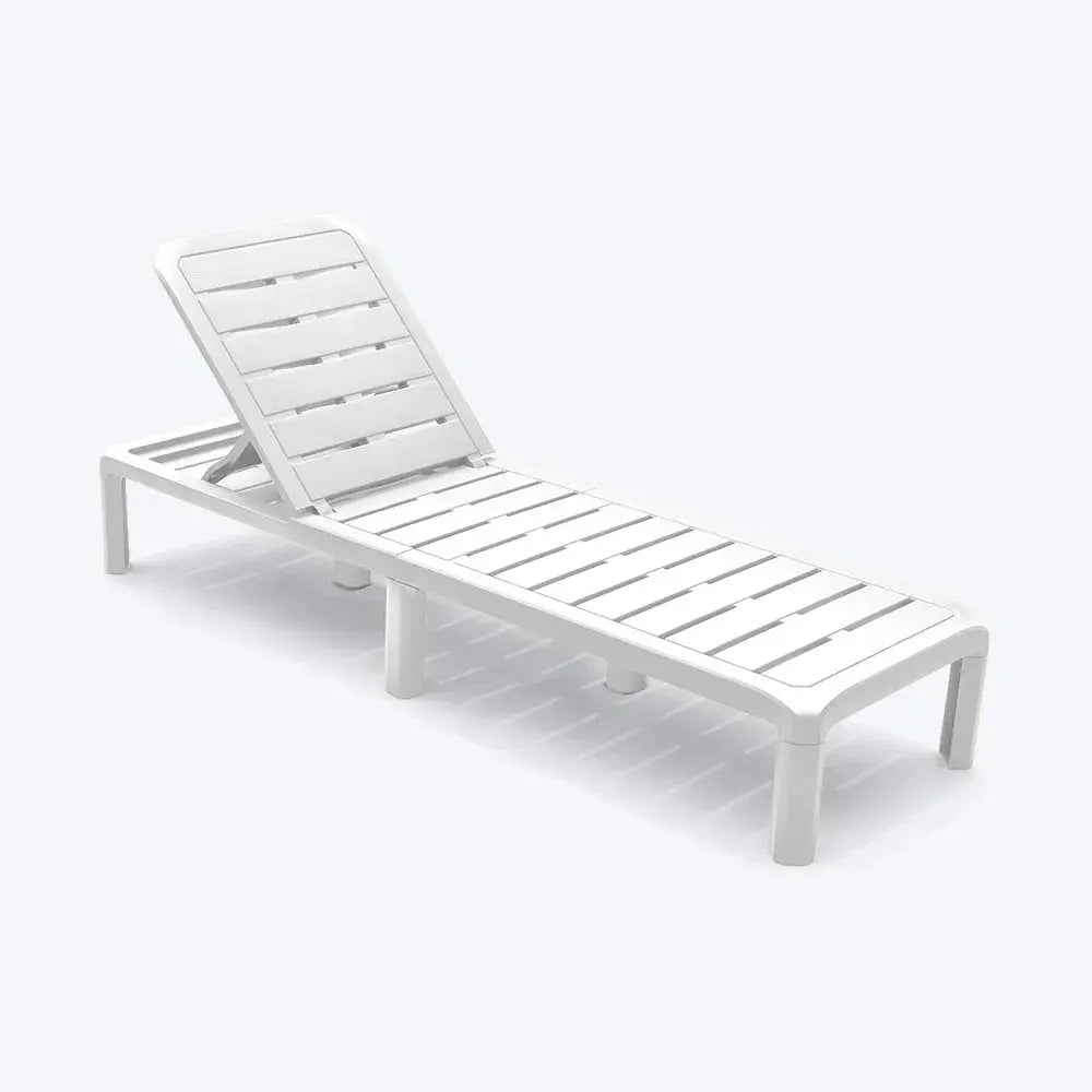 Combo Piscina Gris (2 Camas Asoleadoras + 1 Mesa de Centro Baru) - Muebles Dummi