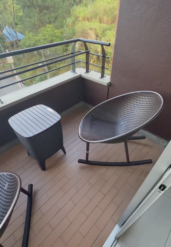 Juego - Combo de Balcon - 2 Mecedoras con Mesa Hielera Cooler