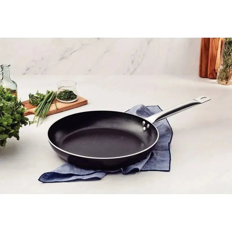 Sartén Tramontina Piemonte en Aluminio Starflon 30 CM - Muebles Dummi
