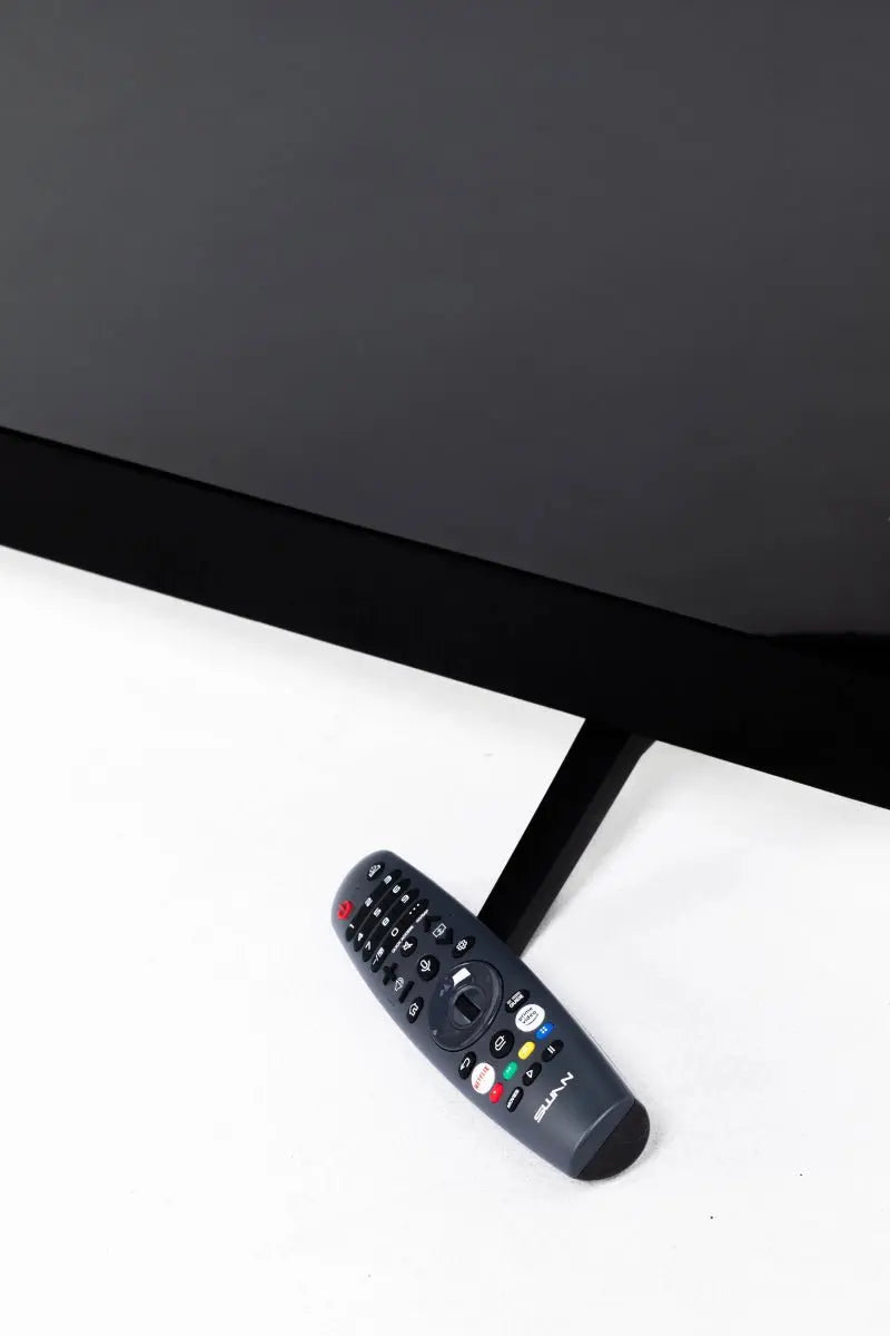 Televisor Swan 65" - 4K Ultra HD QLED - Smart TV - Muebles Dummi