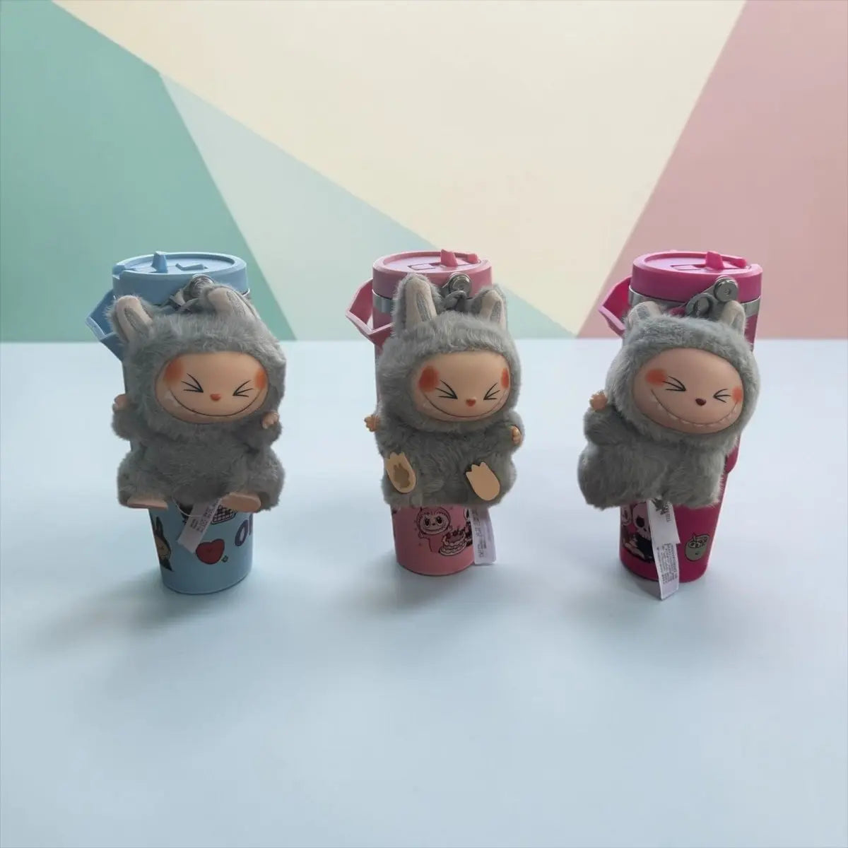 Termo Con Peluche Labubu - Muebles Dummi
