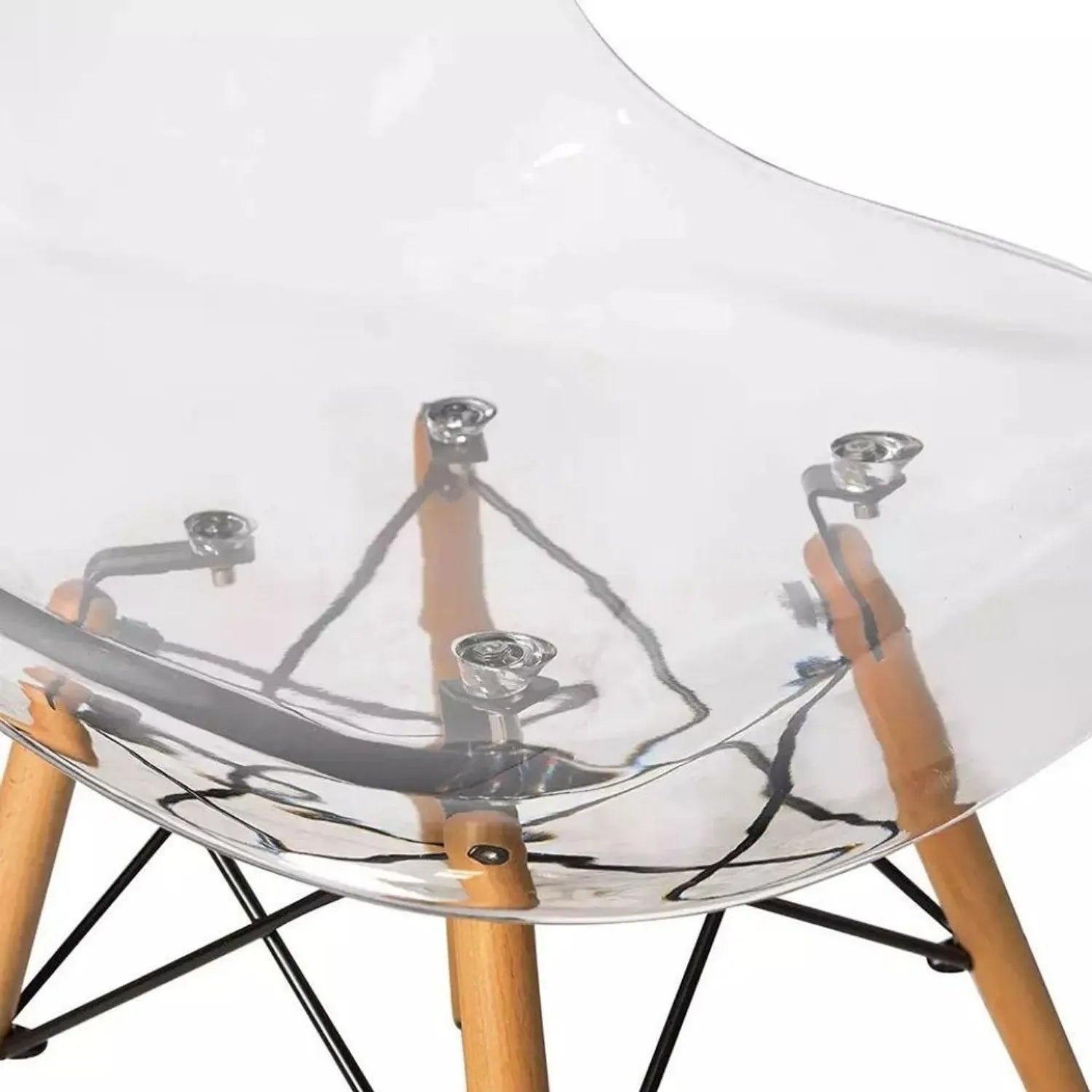 Silla Eames Translucida